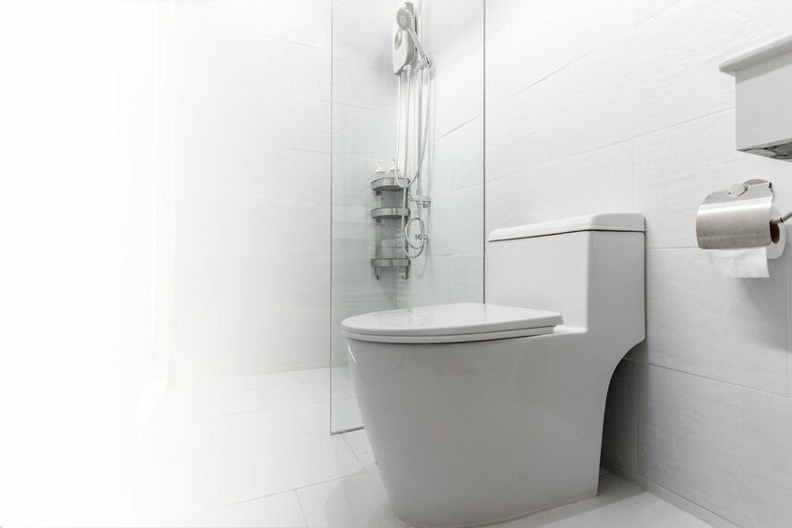 築50年の団地暮らしでも簡単にトイレを「おしゃれなカフェ空間」に変身させる！3つの〈DIYアイデア〉