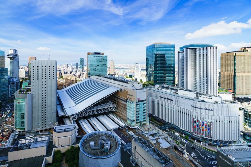 大阪・梅田の地下街で遭遇したミャクミャク　予想外の光景に「8番出口みたい」「ホラゲーすぎる」