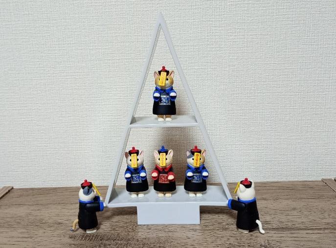 出所：筆者撮影（セリア、ツリー型シェルフ）