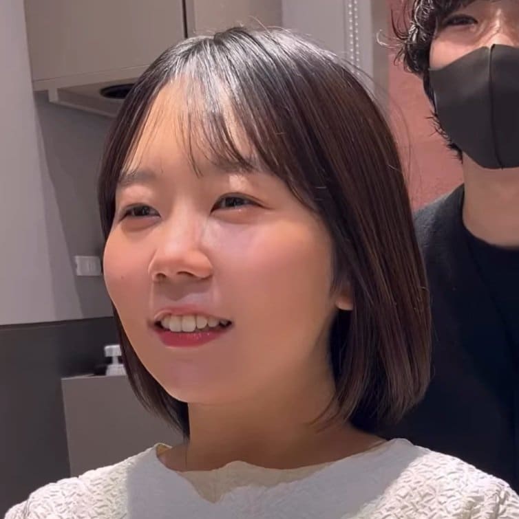 【大変身】「短くしたいです」女性がおまかせカットで大胆イメチェン！理想通りのショートヘアに思わずグッドポーズ