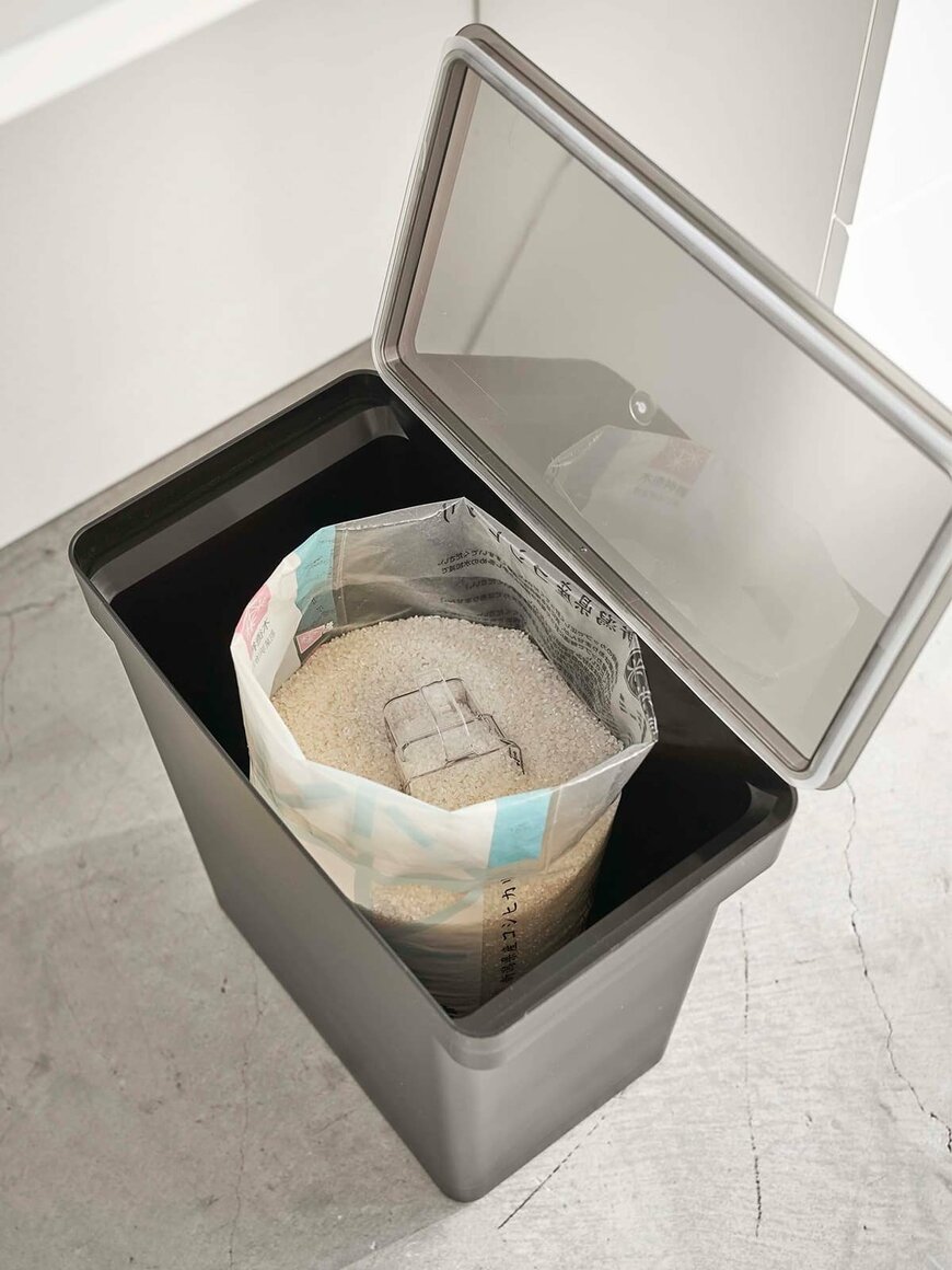 山崎実業公式 密閉米びつ タワー 20kg 計量カップ付