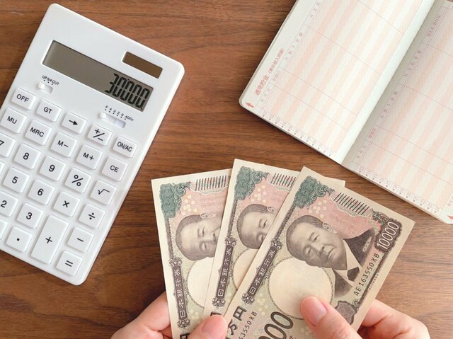 生活保護受給者の半数以上が「一人暮らしの高齢者」…年金だけでは届かない毎月約3万円の赤字と生活扶助の支給額例