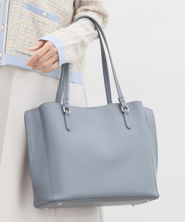 シンプルで上品なトートバッグ