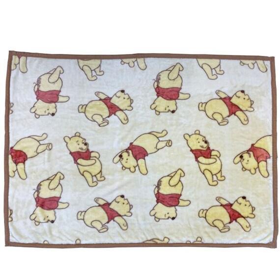 出所：ニトリ公式通販ニトリネット ハーフ毛布　くまのプーさん