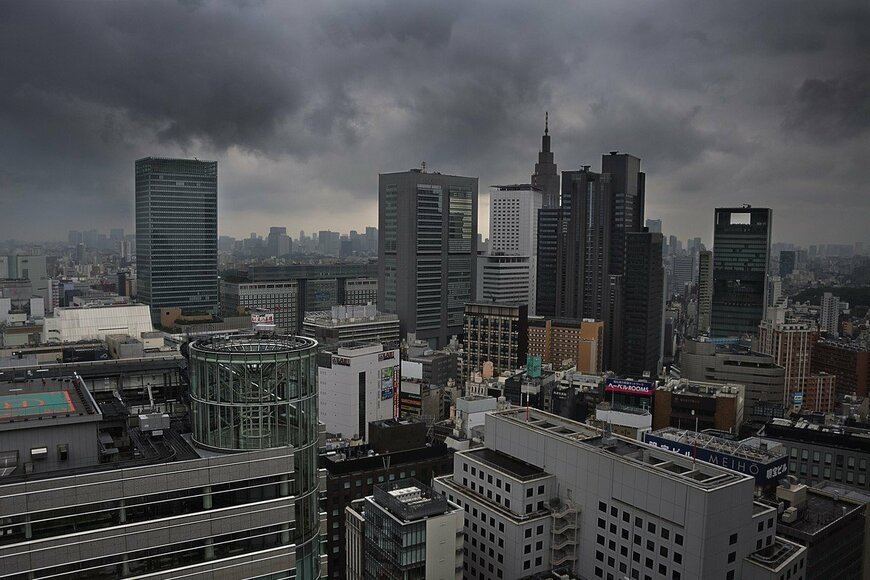 ゲリラ豪雨の影響を受けたマンション　廊下での光景に目を疑う「これは初めて見た」