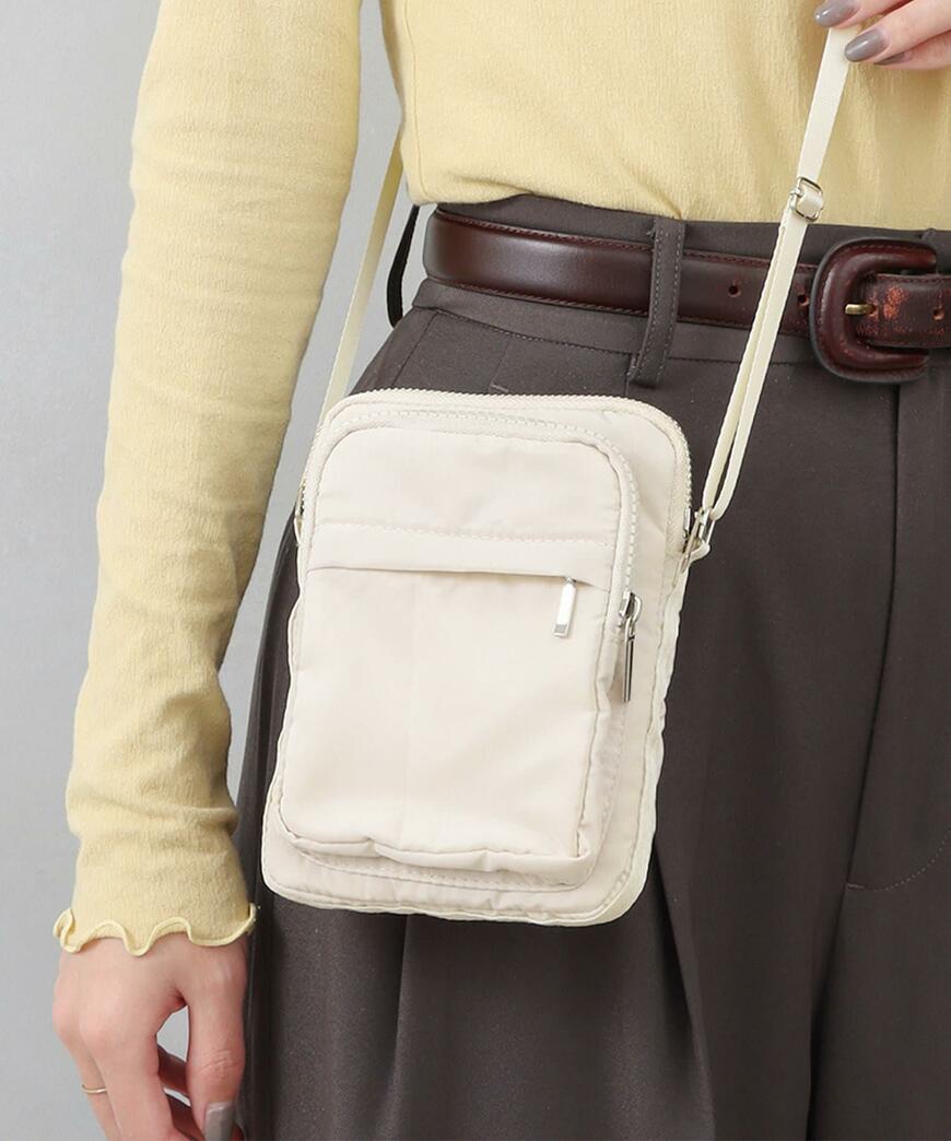 出所：パルグループ公式ファッション通販サイト 3COINS ミニショルダーバッグ