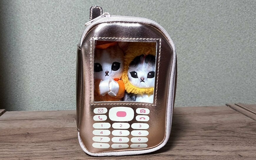 キャンドゥ、ガラケー風 ぬいぐるみポーチ撮影写真