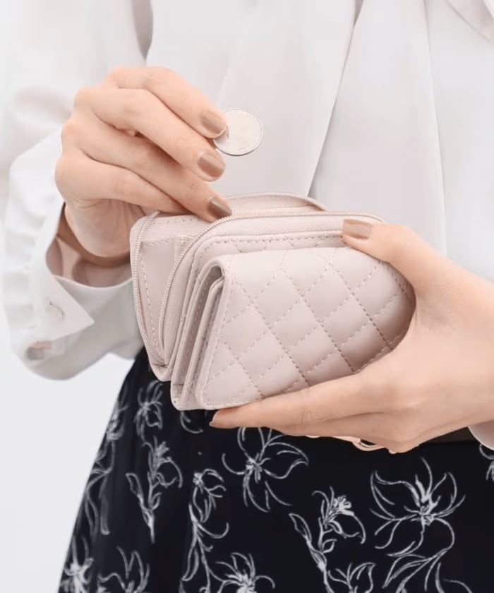 片手に収まる手の平サイズ