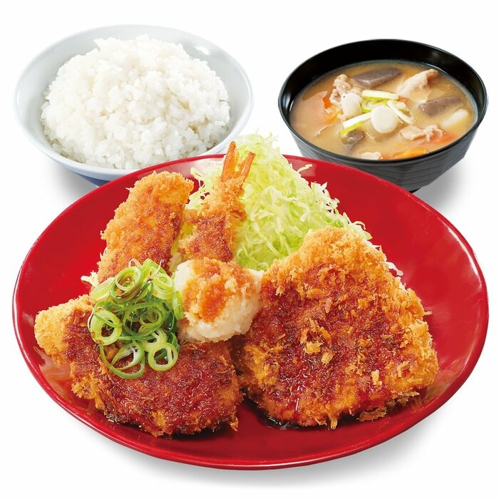 海鮮三種とロースの醤油カツ定食