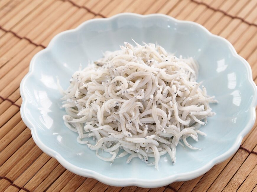 スーパーで購入した「シラスのパック」に違和感　混ざっていた「珍しすぎる生物」に思わず目を疑う