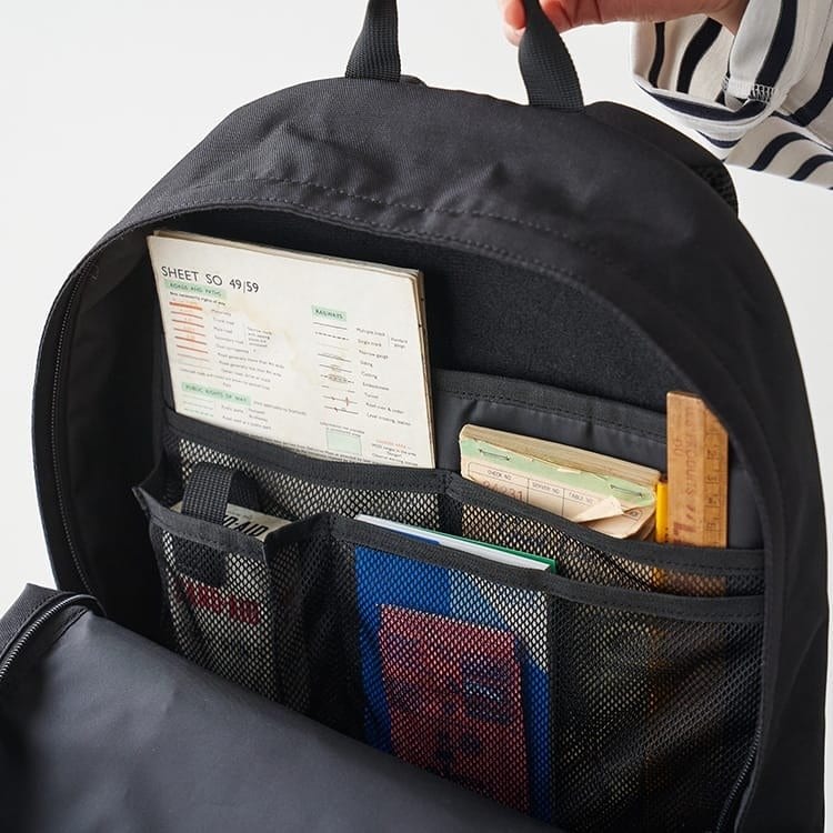 アフタヌーンティー公式 無重力ファンクションリュックS