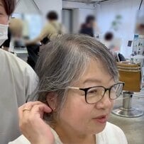 【大変身】「頭の形が悪い」と悩む女性が、華やかなショートに大胆イメチェン「ますます素敵！」と話題