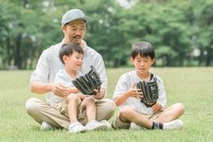 4月分の医療費に上乗せ【子ども・子育て支援金】月額いくら負担するのかチェックしておこう！《月100円～1000円程度と加入する保険や年収で決定》