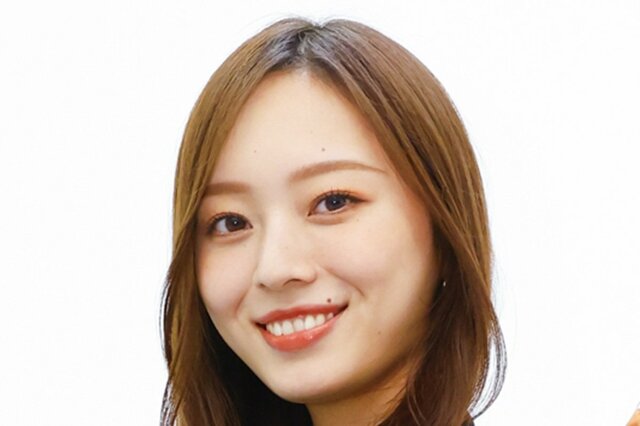 乃木坂46 梅澤美波 抜群スタイルにうっとり…クラシカルコーデでミラノに降臨