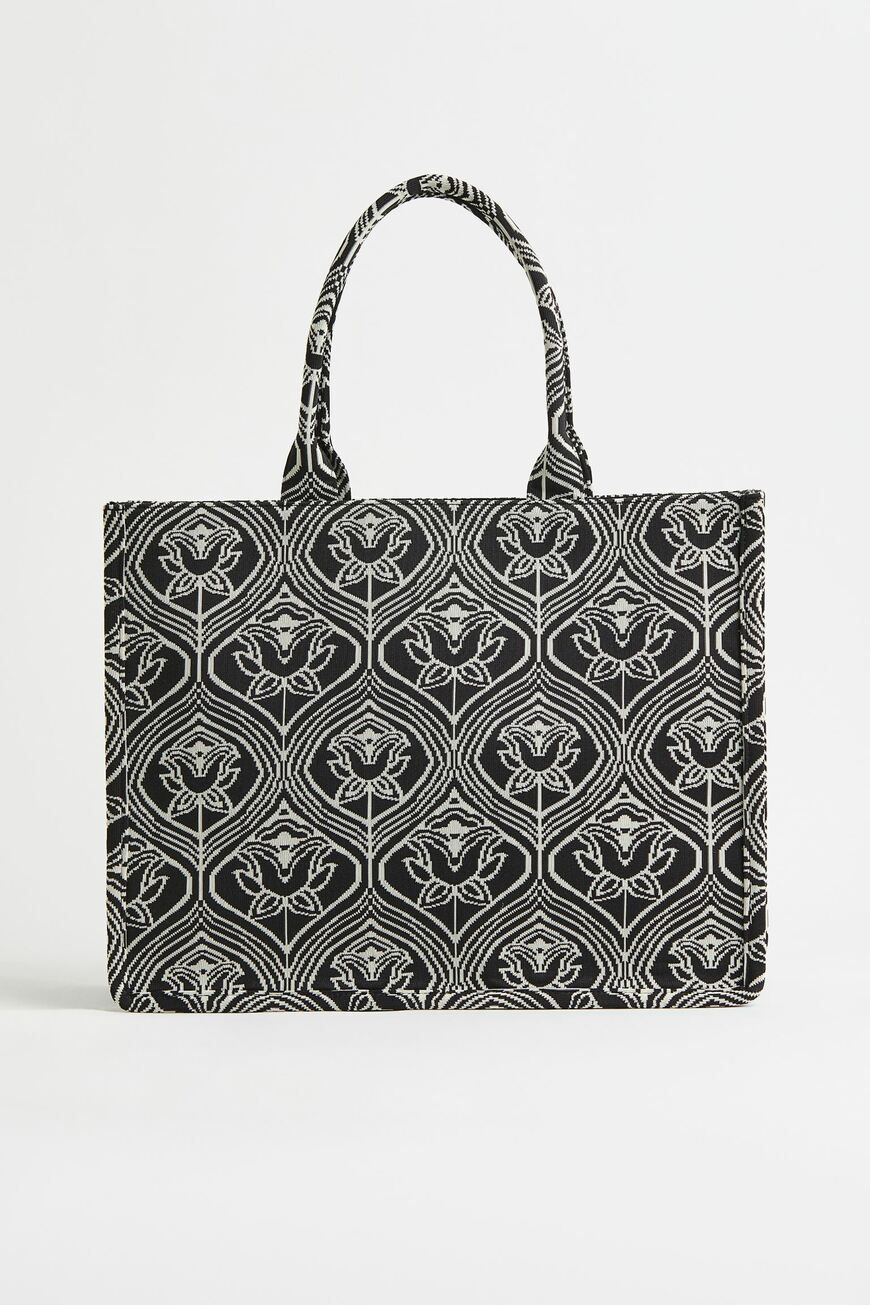 画像出所：H&M Japan オンライン通販