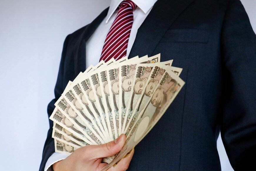 働く世帯の「平均貯蓄額」は約1500万円！「貯蓄4000万円以上ある世帯」の世帯年収は平均いくら？