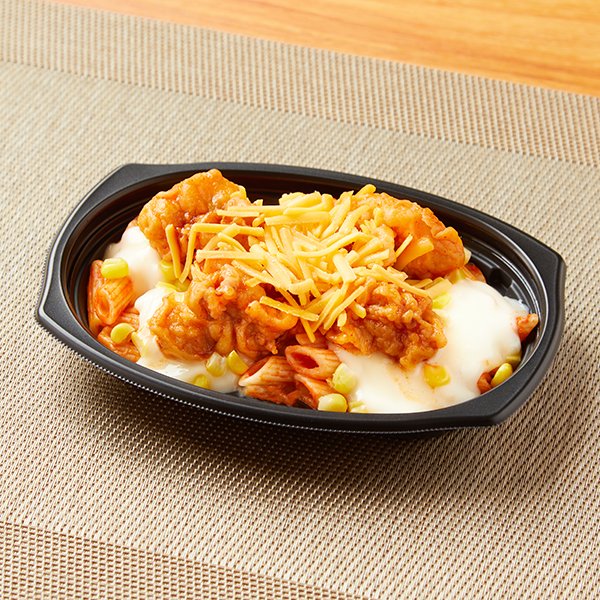 ファミリーマートの新商品:チーズソースで食べるヤンニョムチキン