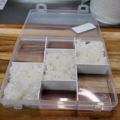 片付けない娘へ「食後は整理整頓に使いなさい！」母が整理箱で作ったアイデア弁当に注目