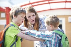 「叱らない子育て」が増えている!? 迷惑する周りの親と子ども