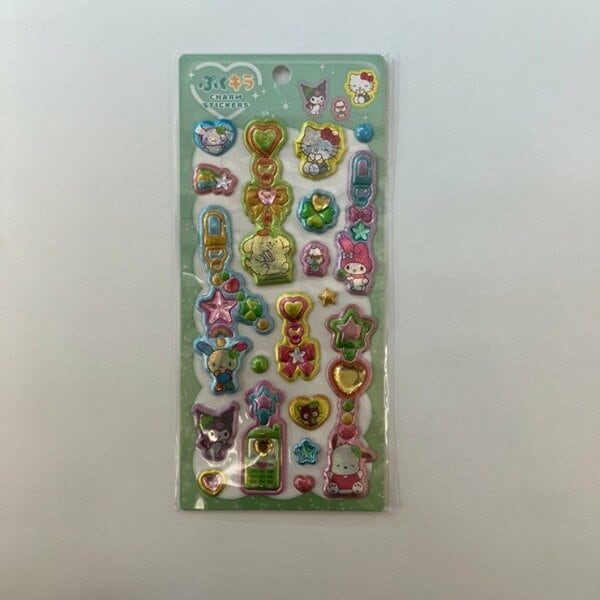 オールスター登場「ぷくキラチャームステッカー(サンリオキャラクターズ)」(539円)