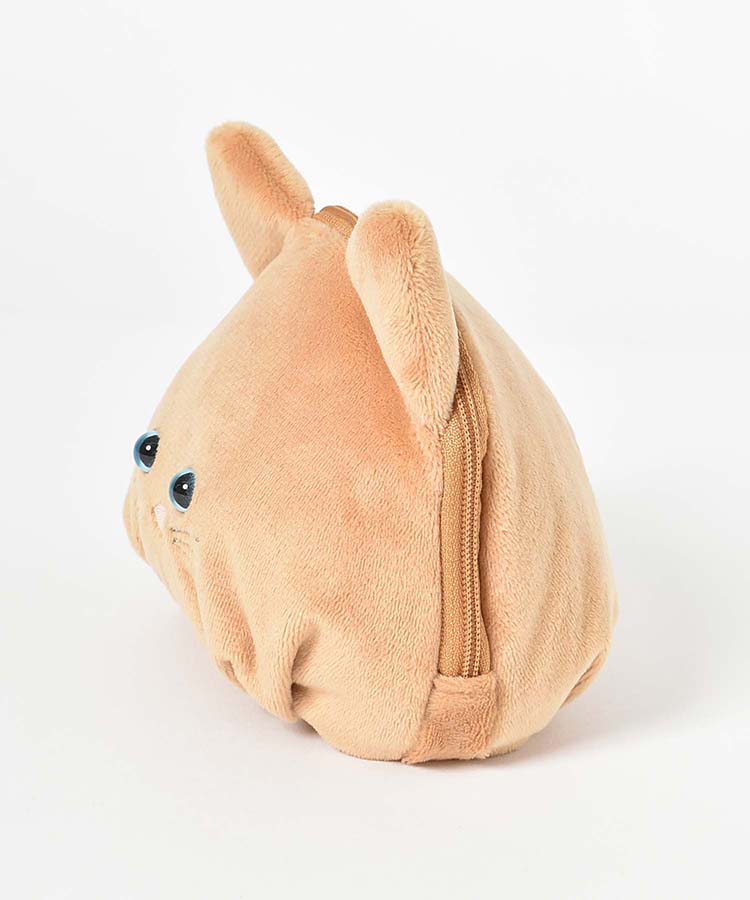 出所：ブルーブルーエ公式　ふんわりキャットポーチ