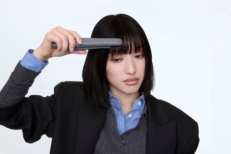 株式会社Ｉ－ｎｅ　SALONIA　コードレス ストレートヘアアイロン