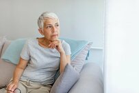 熟年夫婦が後悔…「若いうちからやっておけばよかった」2位は運動、1位は？