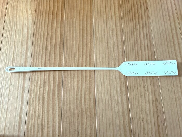 先端にシートを挟むところがあるシンプルな構造