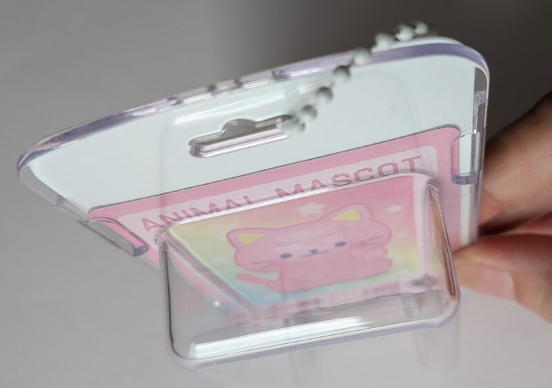 セリア　おもちゃパッケージ風キーホルダー