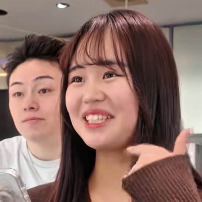 【大変身】毛量が多いと悩むロングへア女性が「切りっぱなしボブ」で大胆イメチェン！韓国アイドル風の仕上がりに歓喜！