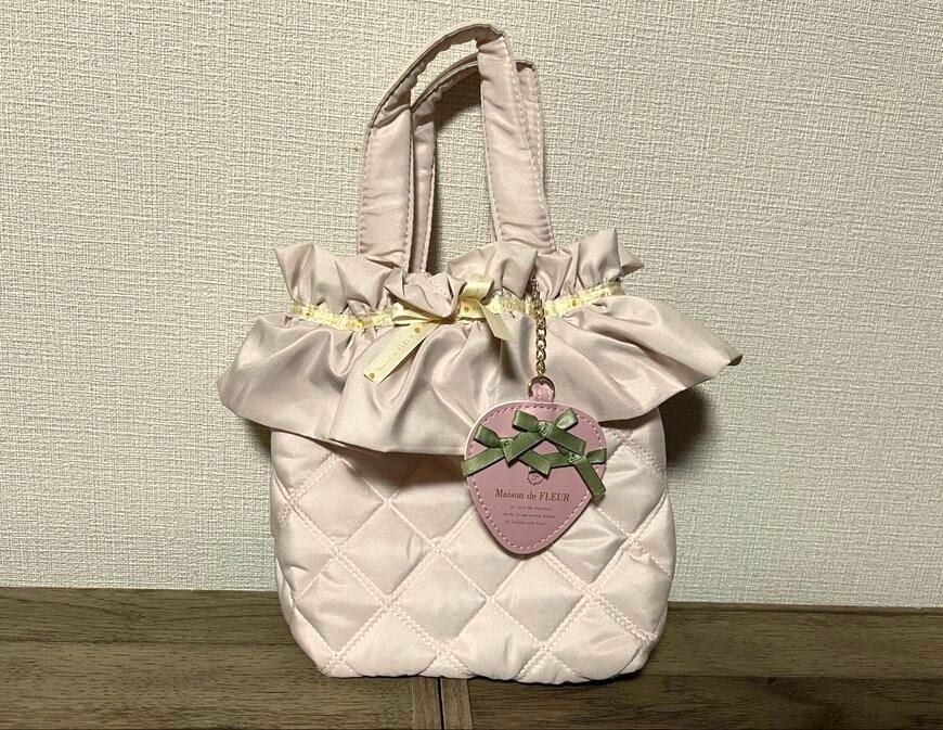 宝島社、Maison de FLEUR いちごバッグ&チャームBOOK画像