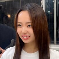 「嬉しいです！」ロングヘアの女性がバッサリカットでイメージチェンジ！「いい感じです～」と笑顔に