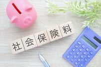 老後もずっと負担は続く「社会保険料」…標準的なシニア夫婦世帯の「国民健康保険料・介護保険料」は月額いくら？ 