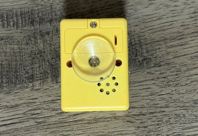 ダイソー、怒らないでください。ボタン商品画像