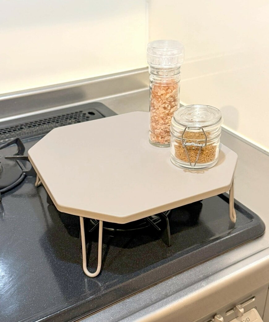 出所：3COINS公式　折りたたみ五徳カバー／KITINTO