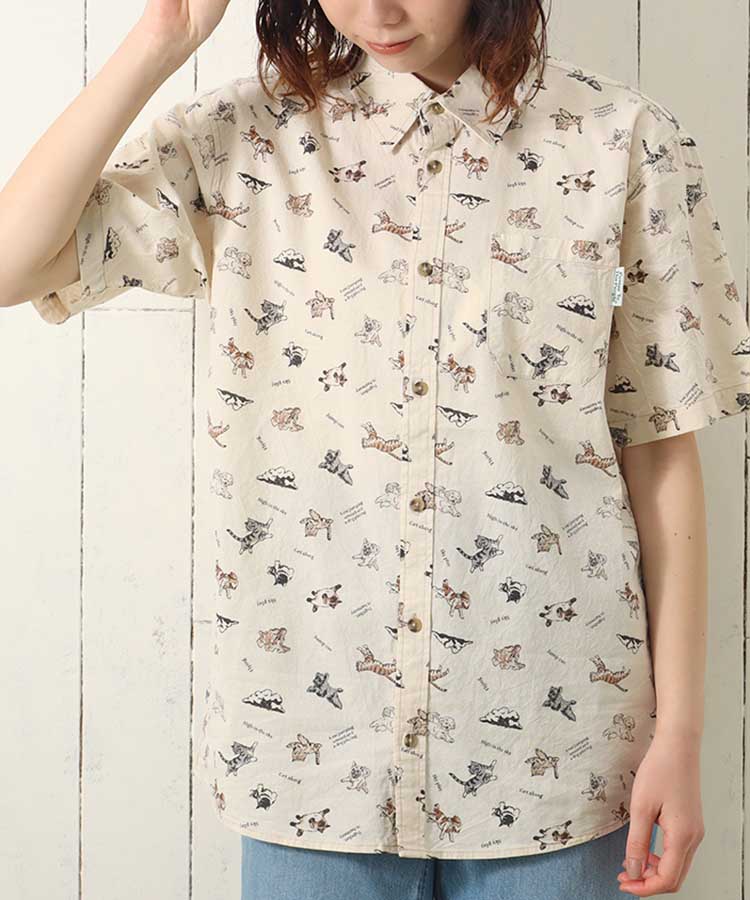 出所：ブルーブルーエ公式　総柄プリントシャツ／フライングアニマル