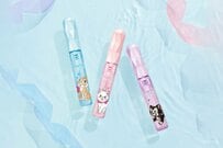 ディズニー人気キャラとアホ毛対策！？数量限定「お手軽ヘアケアアイテム」に注目！うさぎ＆ねこキャラ限定デザインのキラキラボトルが素敵です！