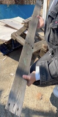 【廃材簡単DIY】廃材の木板をインパクト抜群の植物鉢に大変身！「すごすぎて見習いたい」と話題