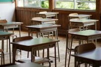 約25年前に貰った「中学校の卒業記念品」が話題　「これはすごいわ、センスある」