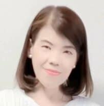 【60代マダム】ラルフローレンの「ジュニアサイズ」カーディガンを着こなす！目からウロコの”美バランステクニック”を披露