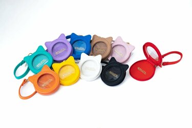 缶バッジに「猫耳」をつけられる『ねこみみ缶バッジケース』を