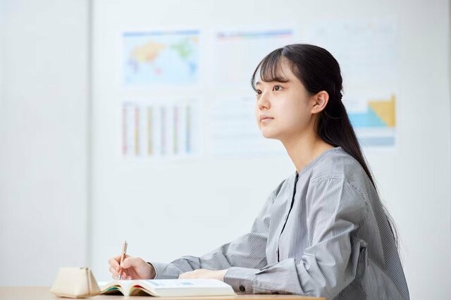 【読者にインタビュー】SNSでは中学受験「しなかった」が9割‥それでもあえて“塾なし”で難関校に合格した娘と父親のリアルな選択