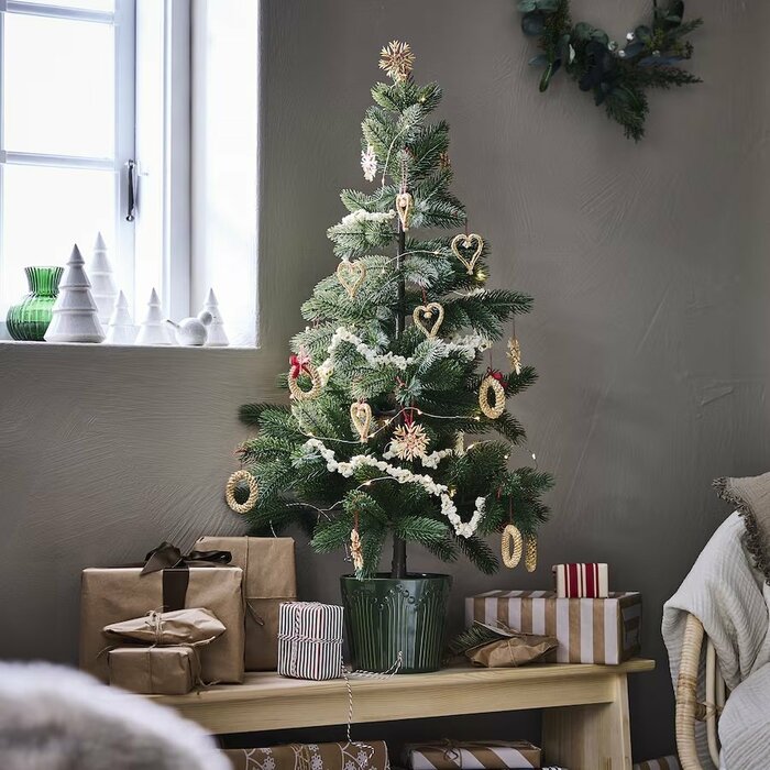 葉落ちしないので掃除をする手間が不要なのも嬉しいポイント