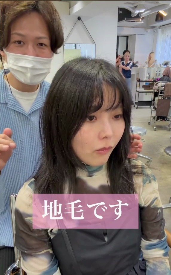 「セットが苦手でウルフにしてた」女性が、肌の見える所を増やしたコンパクトショートに