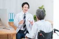 【高額療養費制度】「年収約370万円の人」だと自己負担の上限額はどうなる？「所得区分は細分化」を軸に見直し検討