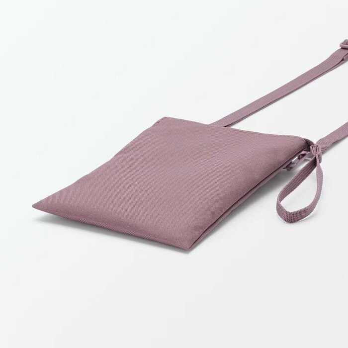 ポーチとしても使える　撥水ミニサコッシュ