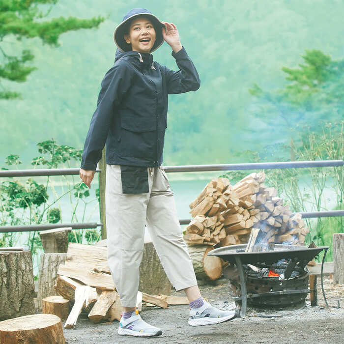 細かい小物は5つのポケットに仕分けられます!