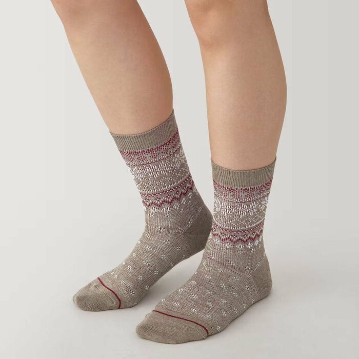 柄が入っているのでコーディネートのポイントに