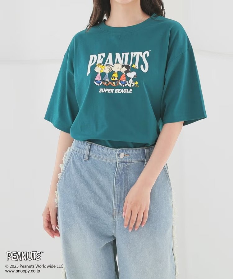 出所：ハニーズ公式　スヌーピー／Ｔシャツ