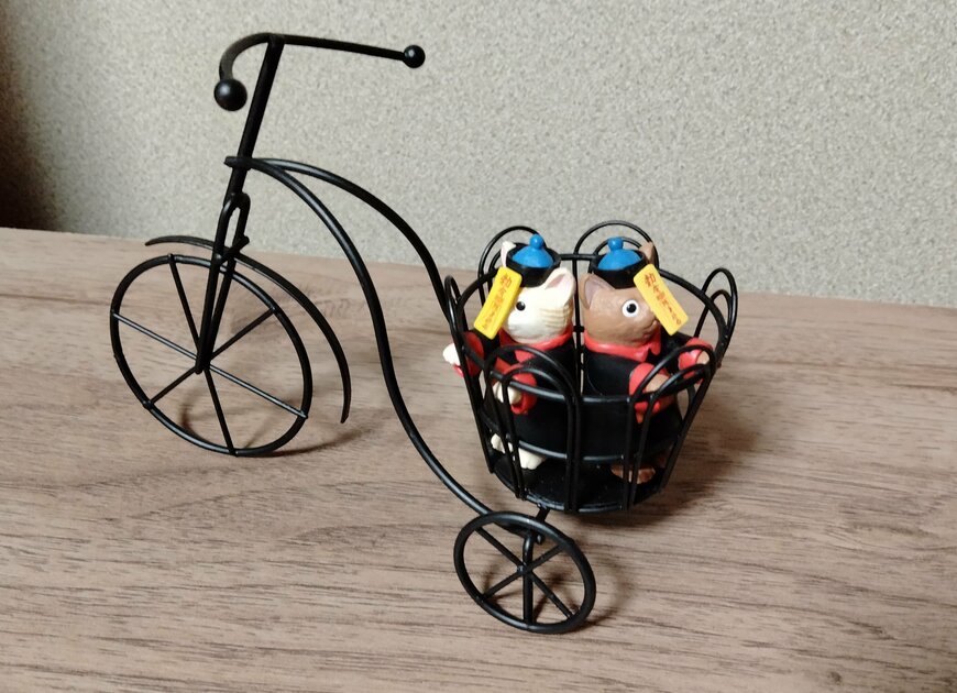 筆者撮影（ダイソー、アイアンインテリア小物（自転車B））